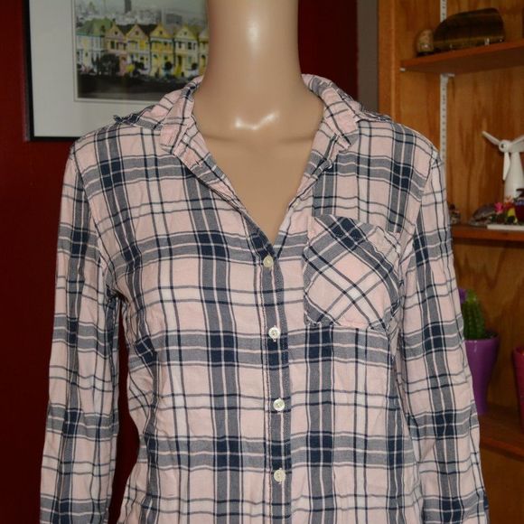 BUTTON Down Plaid Shirt - Picture 4 of 5